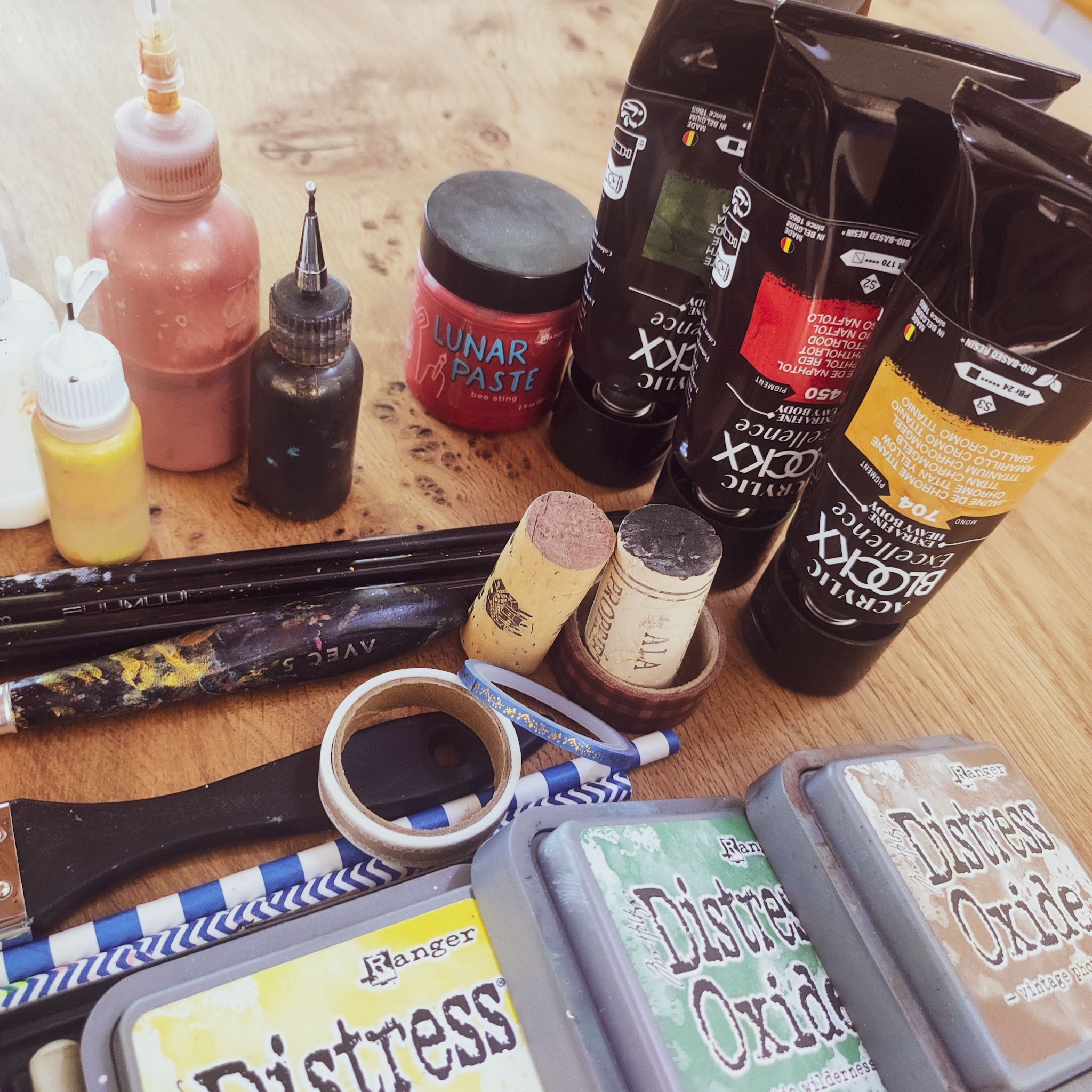 Mixed Media Atelier